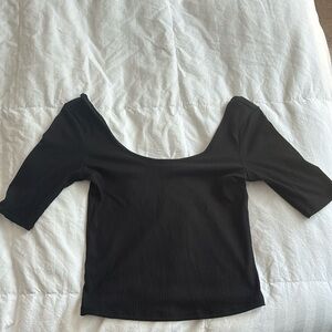 Black wide neck/off the shoulder crop top